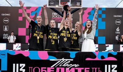 Khimki Power, Полина Святская (в центре)